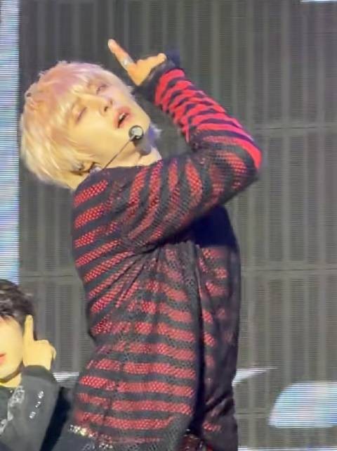261005 WayV三巡杭州场 一个个动作都在魅惑 cr momo 资源 鱼儿