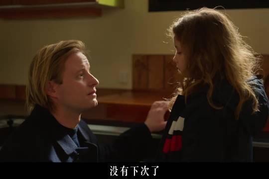 奈莉陪8岁妈妈过生日，理解脆弱治愈自己