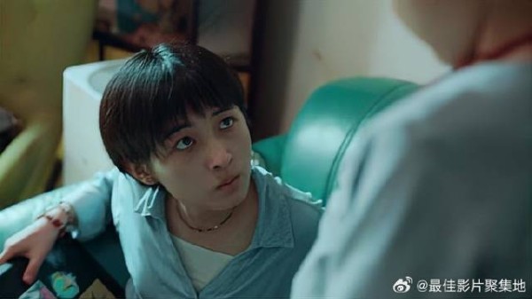 弟弟作妖,一句话惹毛姐姐,姐姐拿出房产证:这是我的