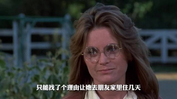 实验最后阶段男子变巨蟒,博士杀害好友,女儿发现秘密