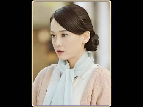 帮派大佬倒追乡下女孩，不料女孩却不领情