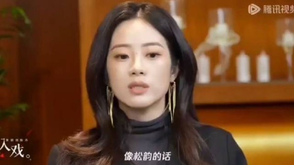 我们屏幕前的观众,都不敢直视这个老年妆,就更不用说现场的工作人员了!…
