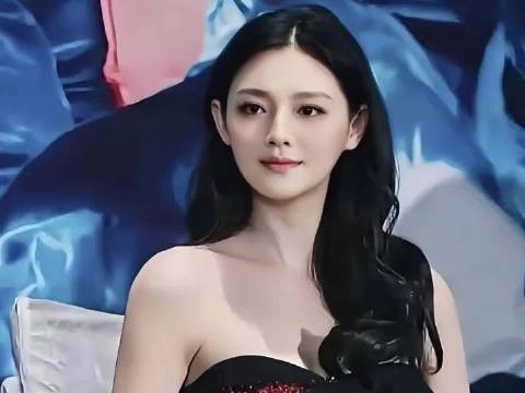 大S早期采访，被主持人夸是来宾里最优雅的…