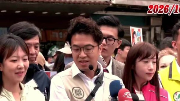 沈黑熊称下午要上老赵节目,不管对方几人都不怕,喊话蒋万安比拼政见