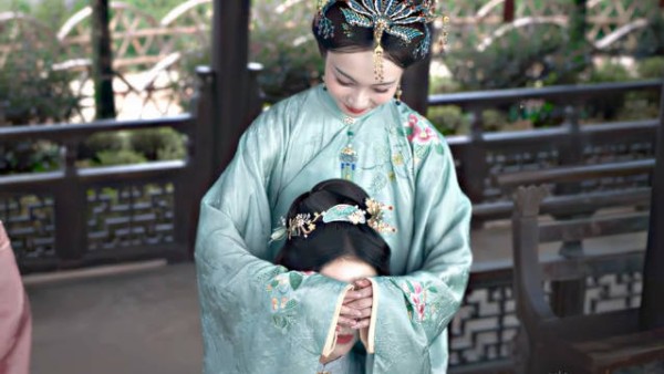 兰香一生最久陪伴是三妹妹，风雨并肩彼此托底