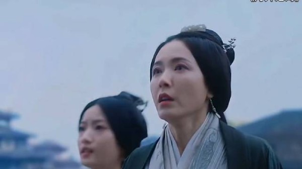 嫋嫋自请入长秋宫五年,阿母知错为时已晚