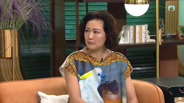 香港资深男星陈国邦赴泰生活4年!童星女儿将满14岁,曾演梅艳芳童年