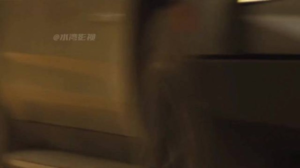 营救开场女议员被按倒,下达只准爆头命令,撞车配合专业
