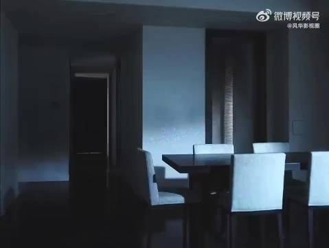 这段演员发挥的无敌了，看不出一点演员痕迹