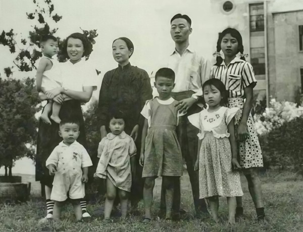 26年诺奖揭晓，残雪无缘但热度不减！她：我的文学本就写给下一代