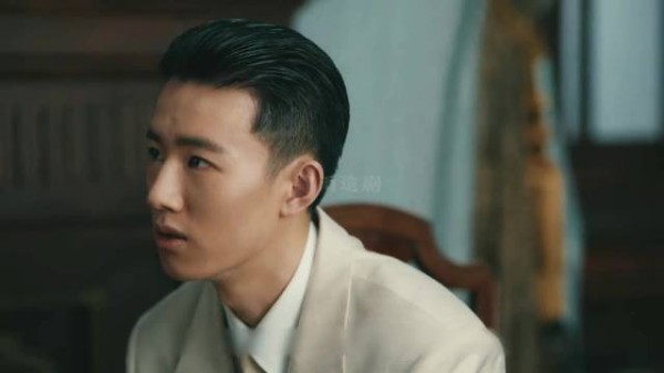 林允创办妇产医院,律师暗示未婚夫另有隐情