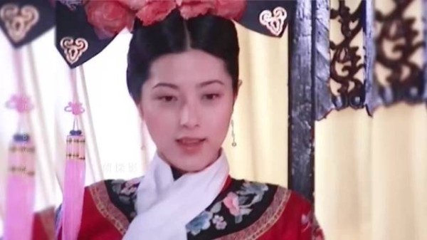 当年这部剧的笑料都是女主给的！没想到她还演过这么可爱的角色