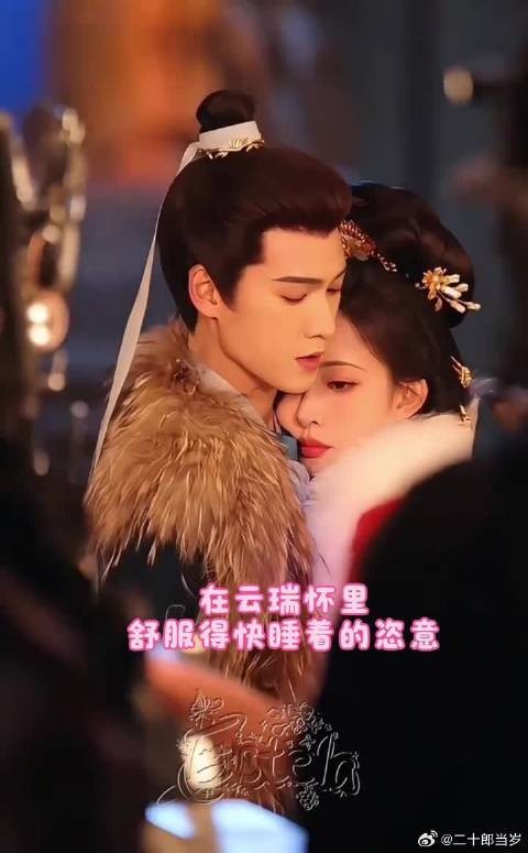大冷天就是要贴贴才暖和