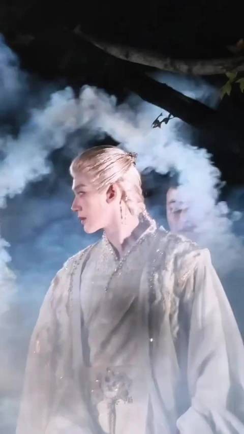 邓为百妖谱司狂澜神之侧颜！
