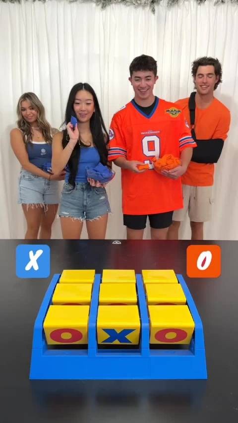 巨型沙包井字棋对决!男生女生谁能赢到最后?