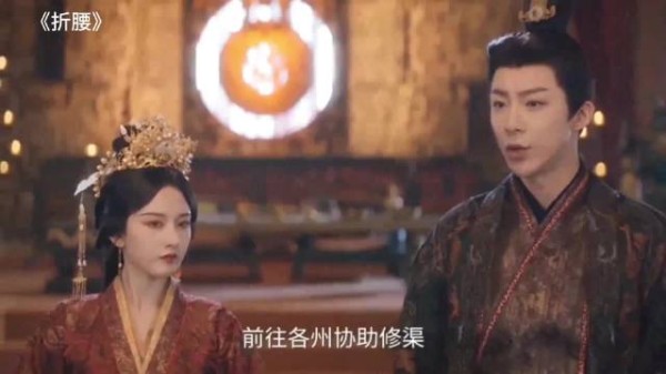 折腰:良崖王当众拆台巍侯,不料小乔这么护夫霸气跟他硬刚!
