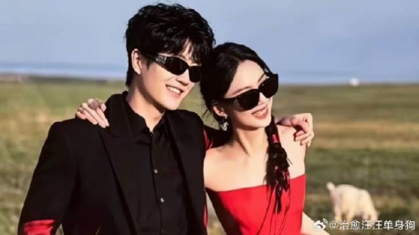 这个四十岁的男人终于结婚了！
