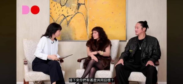 赌王女儿何超仪对他丈夫真的是不离不弃了