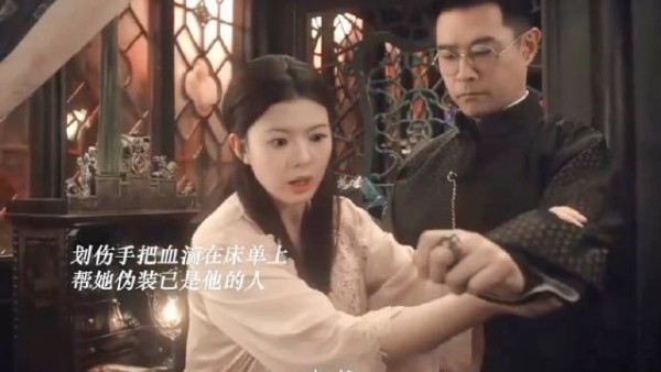 一个比你有能力的,且愿意教会你很多事情的爱人,绝对完美