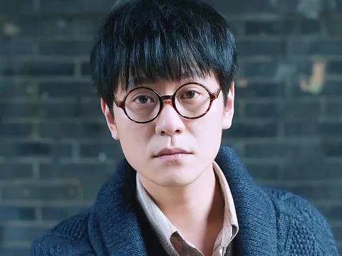 女人为了出名不择手段,不料最后害了自己