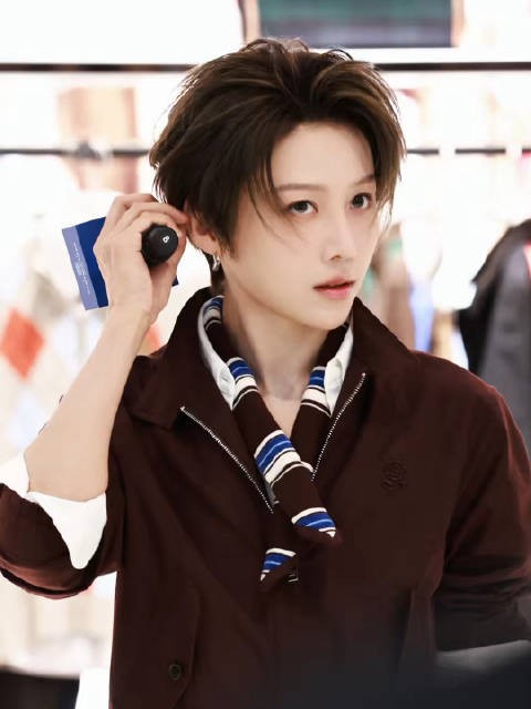 家昕好权威的的美貌
