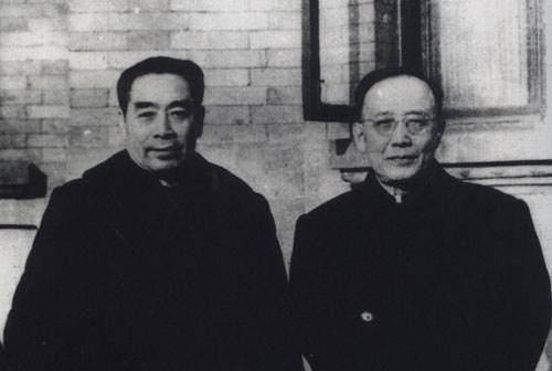 鲁迅娶了2个夫人,被人赞赏,郭沫若娶了4个夫人,却被人唾弃