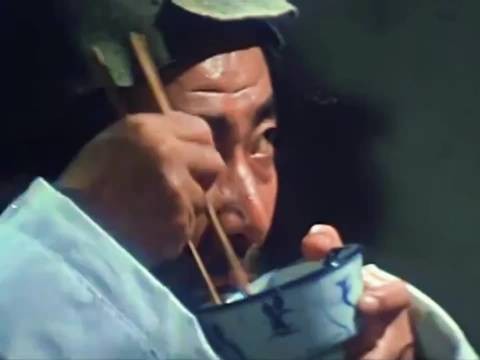凌晨两点为凑满减硬买用不上的东西