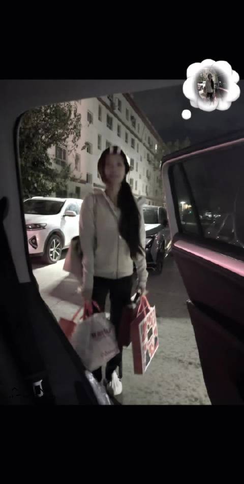 好可爱哈哈哈哈哈