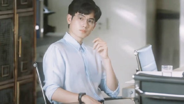 胡先煦李宛妲年龄差引讨论