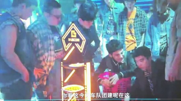 笑死我了朋友在追喜人所以看了这部!