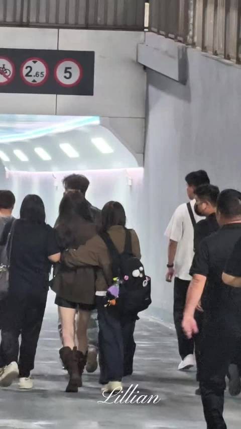 李昀锐孟子义广州到达走员工通道,小林一步三回头等孟子义