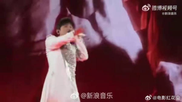 张杰深圳演唱会首场状态爆棚,不间断演唱全场氛围火热