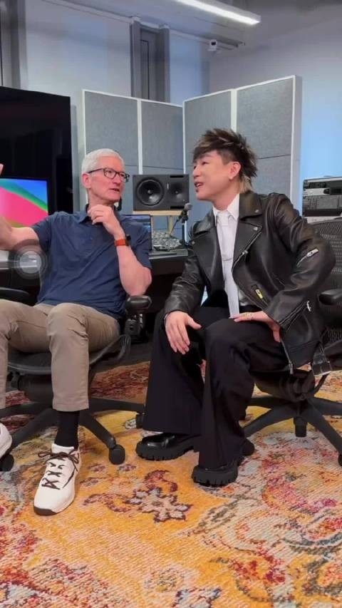 库克访华见胡彦斌聊音乐