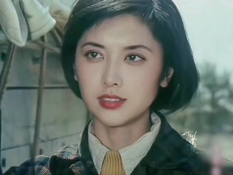 小时候没觉得女儿国国王有多漂亮，但长大了才发现是真的漂亮啊！