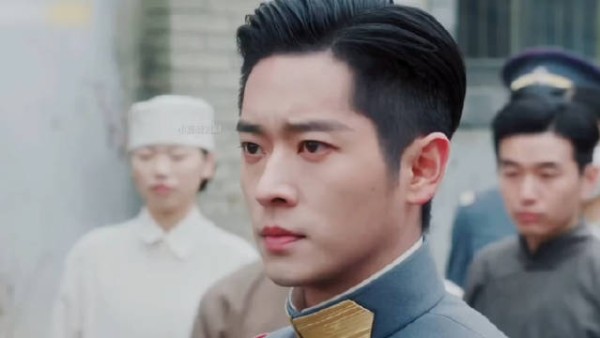 他满眼是她,她却想着逃离!“玉簟秋”