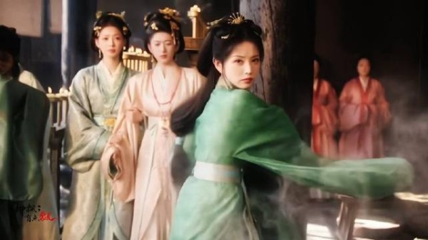 笑跪了哈哈哈哈,魏娆一鼎砸头战斗力杠杠的,我们小猫咪就这样挑起了战斗!