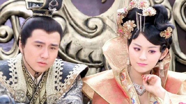 妖妃配昏君,满嘴谬论却无法反驳