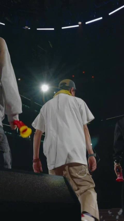 与其说赴青春的约会不如说延续自己的青春,跨年有没有抢到票的风险hhhhh