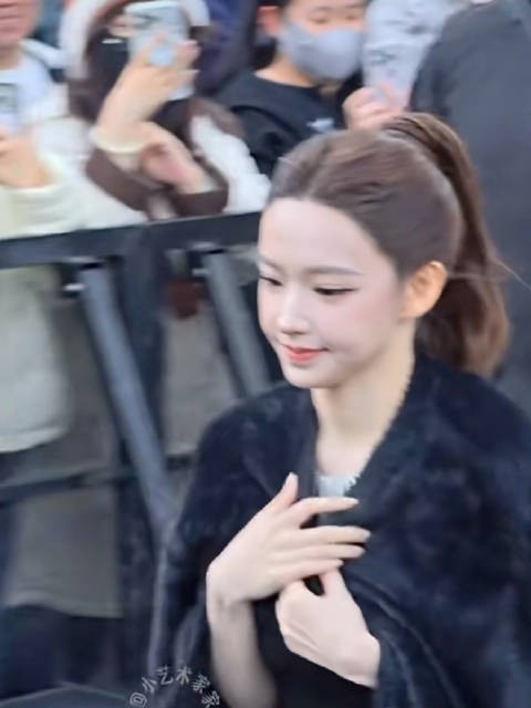 没有瑕疵的五官