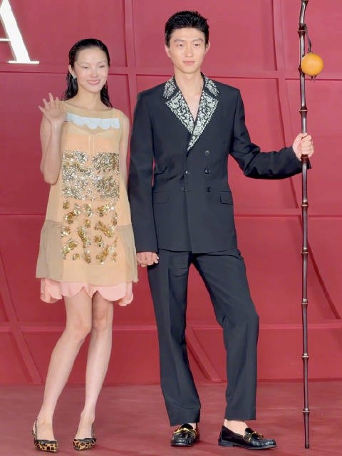 雎晓雯金大川携手亮相时尚芭莎年度盛典