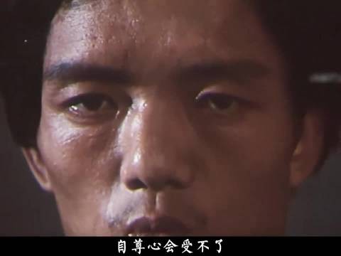 路灯轻生被养子唤回,净身出户告别彪彪