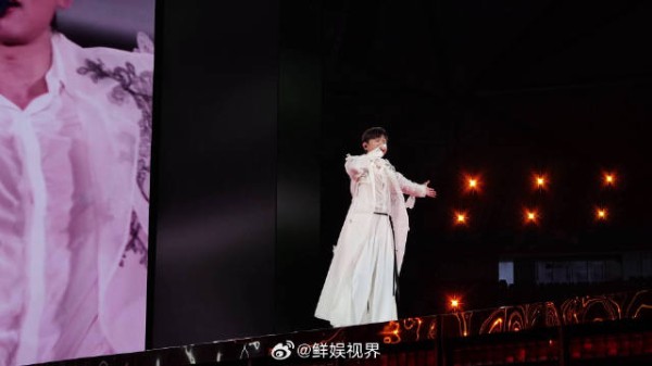 张杰演唱会VR视角沉浸式体验 可看后台候场