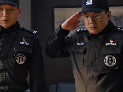 特警队每一个人都凑钱修训练场·郭局都加入了！