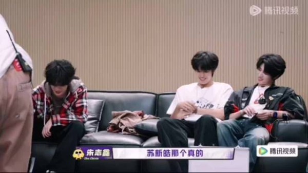 哈哈哈哈哈苏新皓是全能ace,画功也是一流的!必须一眼看懂啊
