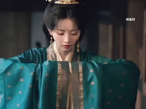 皇后又怎样,还是一样要匍匐在我的脚下