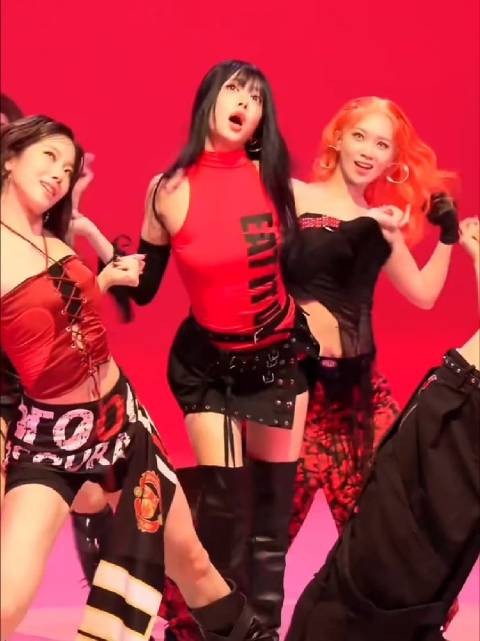 呜~ looks can kill， we so illegal