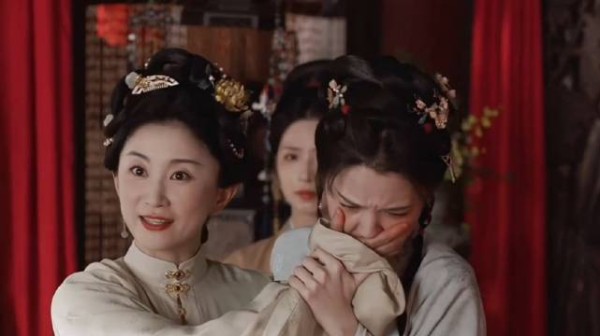 兰香如故:大姐姐恳求二太太救救自己,如今连女儿都有了应激反应