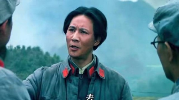 审视战场全局 提出撤出战斗 保存有生力量