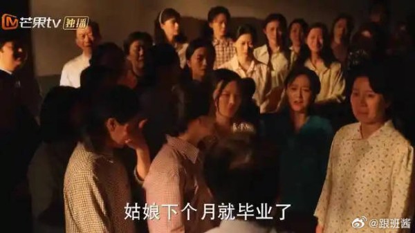 棉纺厂一刀切裁员,工人们崩溃聚众闹事,下秒宋莹暖心开导