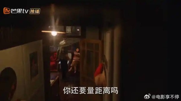 俩皮猴被带回家，两家开启混合双打！